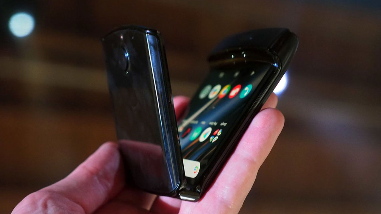 The Moto Razr did not survive CNET’s test and Motorola responds