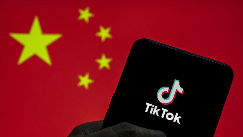 TikTok admite poder espiar a los usuarios desde China