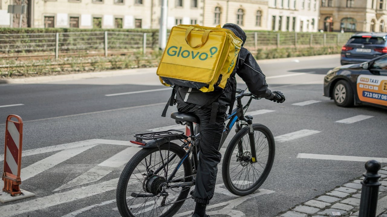 empleo glovo riders